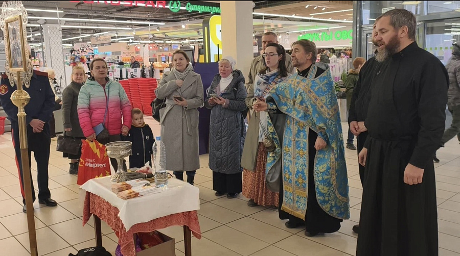 Миссионерская акция, посвященная празднованию  дня Казанской иконы Божией матери и дня народного единства в Жуковском благочинии