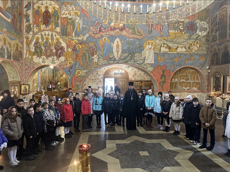 Миссионерская акция, посвященная празднованию  дня Казанской иконы Божией матери и дня народного единства в Жуковском благочинии