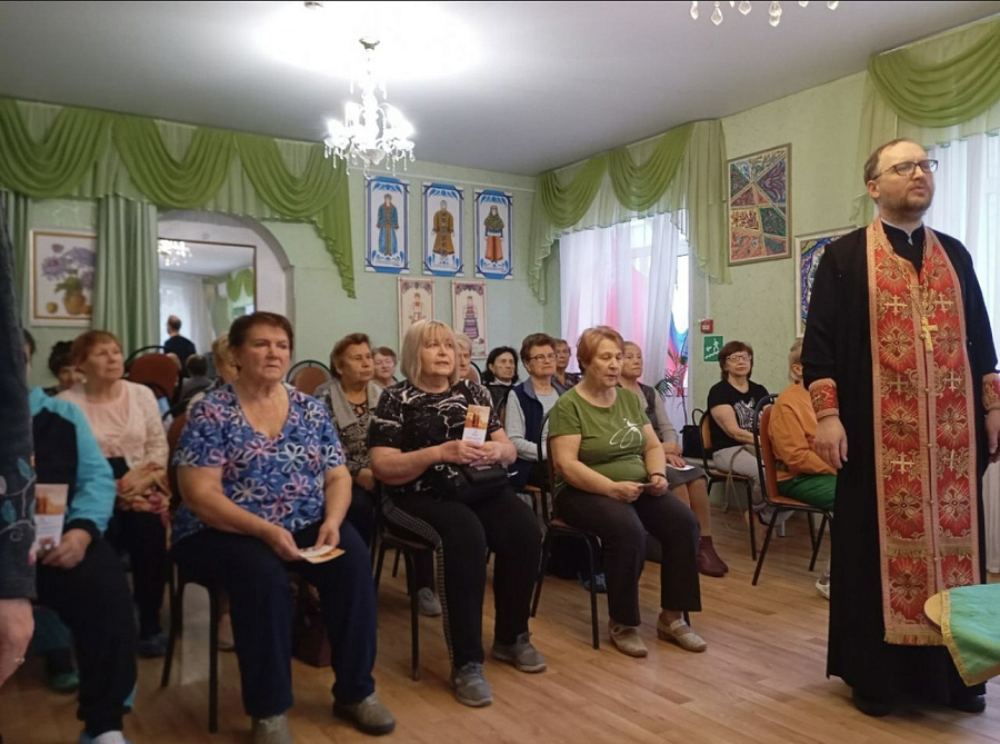 Миссионерская акция, посвященная празднованию  дня Казанской иконы Божией матери и дня народного единства в Жуковском благочинии
