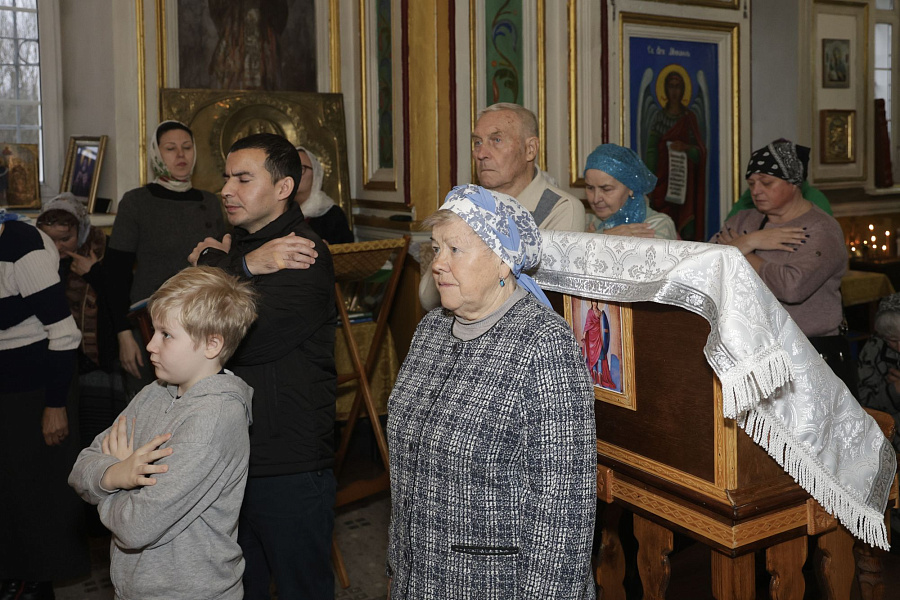 Престольный праздник на приходе Михаило-Архангельского храма с. Карпово городского округа Воскресенск 