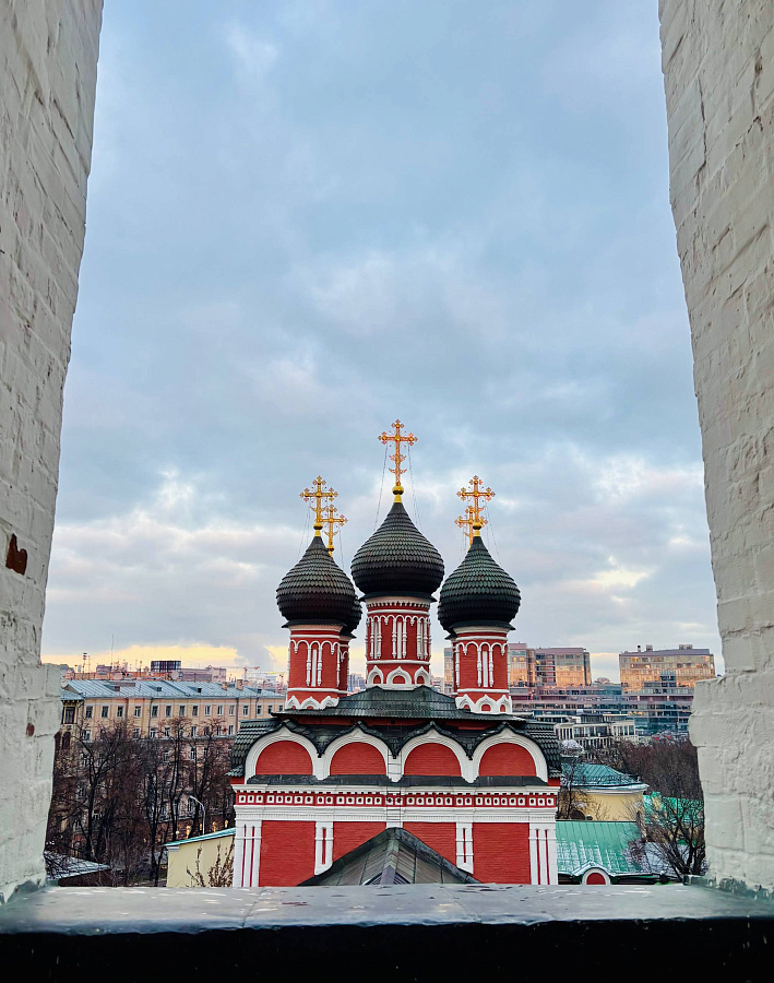 Поездка Егорьевской молодёжи в Высоко-Петровский монастырь