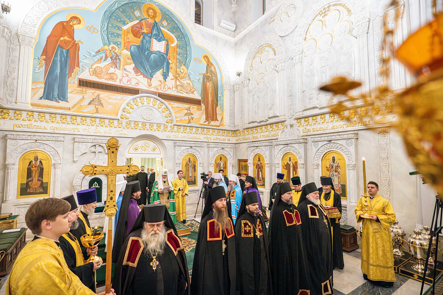 Состоялось наречение архимандрита Мелитона (Зыбина) во епископа Нижнетагильского, архимандрита Алексия (Куклева) во епископа Вяземского и архимандрита Варнавы (Снытко) во епископа Великолукского