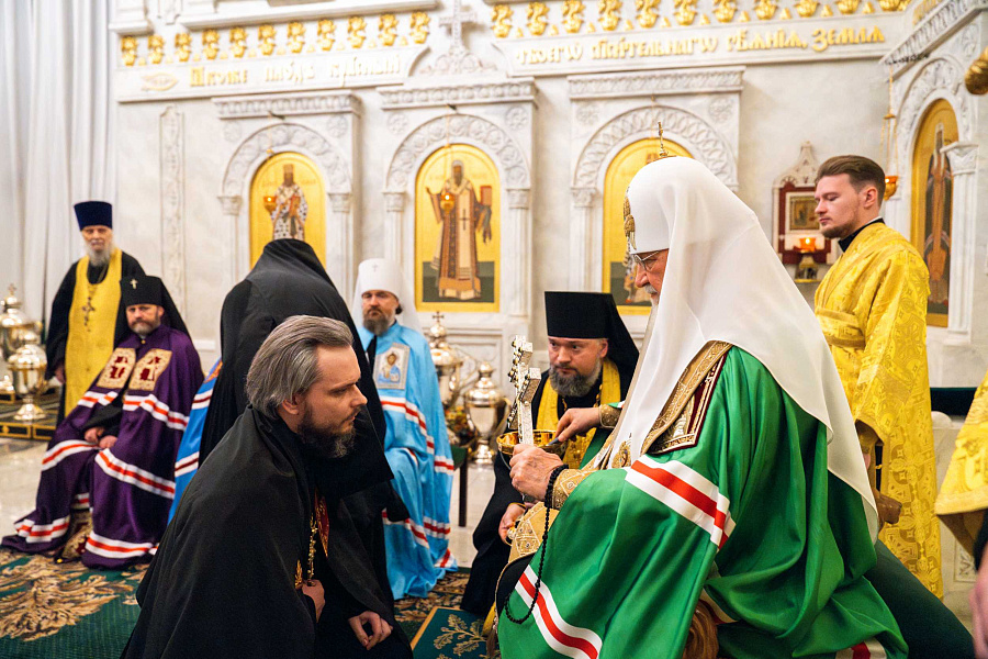 Состоялось наречение архимандрита Мелитона (Зыбина) во епископа Нижнетагильского, архимандрита Алексия (Куклева) во епископа Вяземского и архимандрита Варнавы (Снытко) во епископа Великолукского