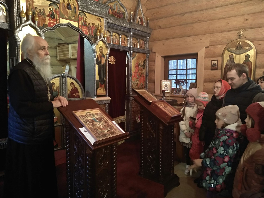 Паломническая поездка по храмам 2 го Воскресенского (Белоозёрского) благочиннического округа