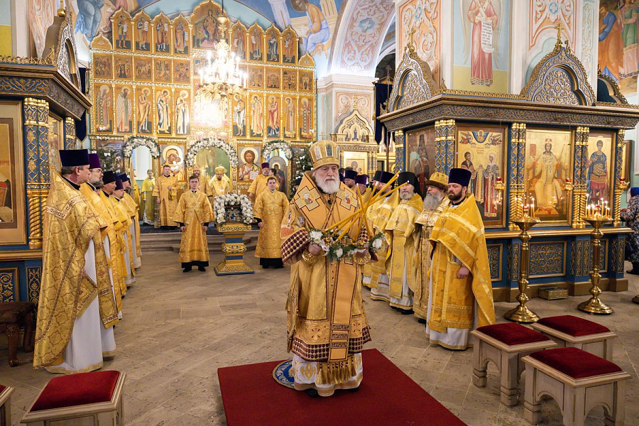Божественная литургия во второй день праздника Рождества Христова в Коломне