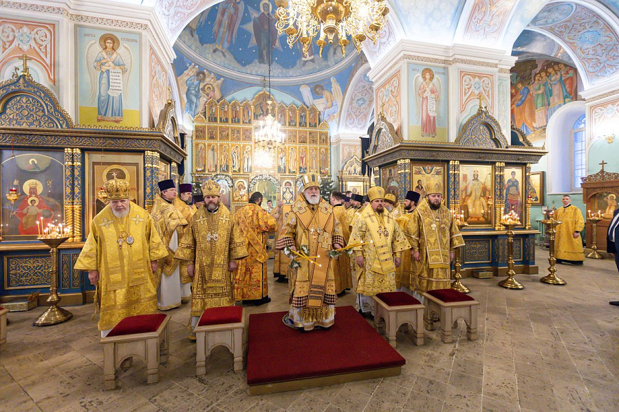 Божественная литургия во второй день праздника Рождества Христова в Коломне