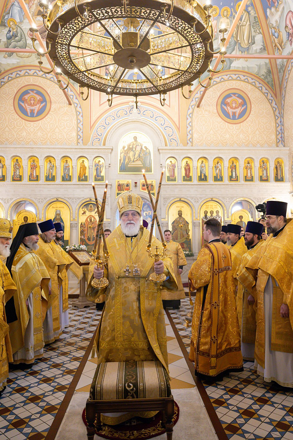 Престольный праздник Трёхсвятительского храма Коломенской духовной семинарии