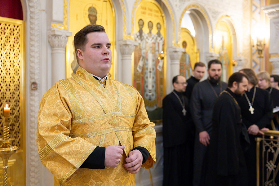 Престольный праздник Трёхсвятительского храма Коломенской духовной семинарии