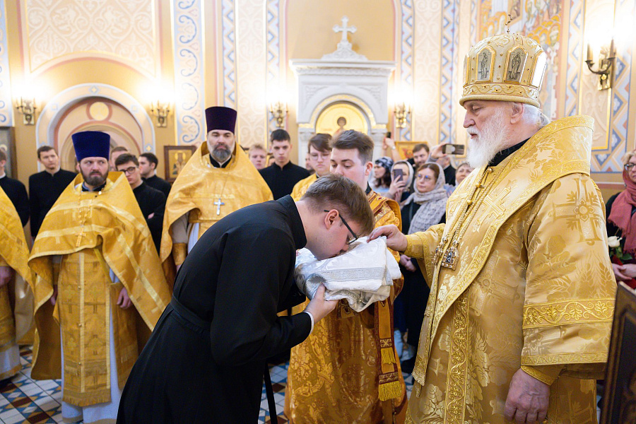Престольный праздник Трёхсвятительского храма Коломенской духовной семинарии