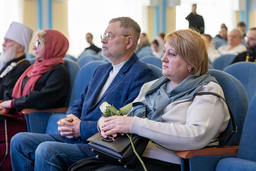 Престольный праздник Трёхсвятительского храма Коломенской духовной семинарии