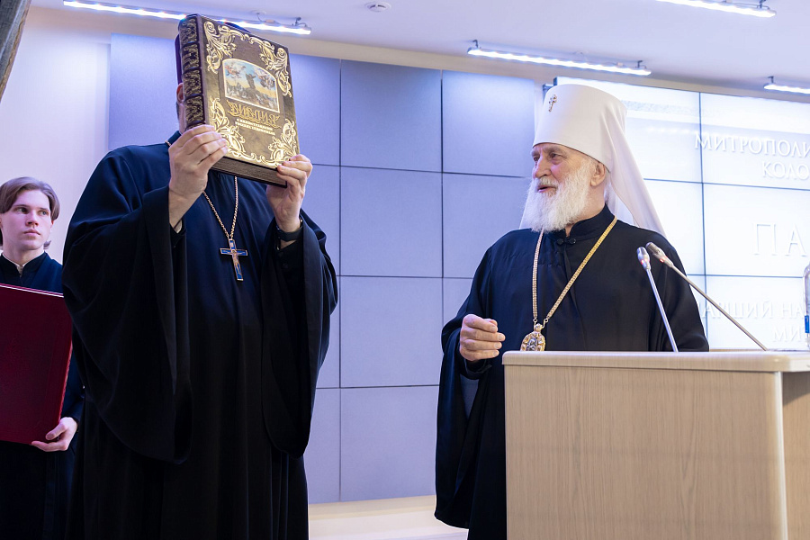Престольный праздник Трёхсвятительского храма Коломенской духовной семинарии