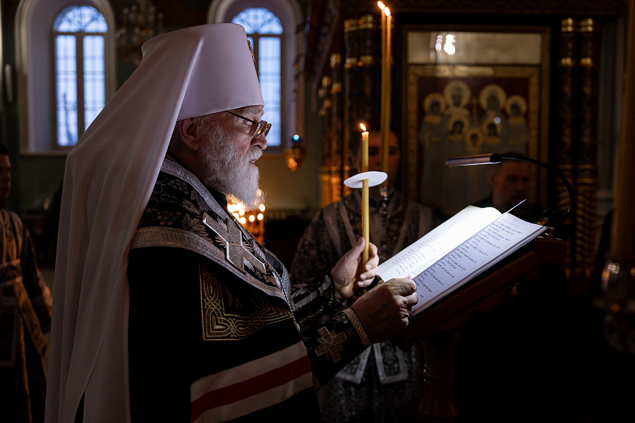 Великий покаянный канон в понедельник первой седмицы Великого поста в Тихвинском храме города Коломны