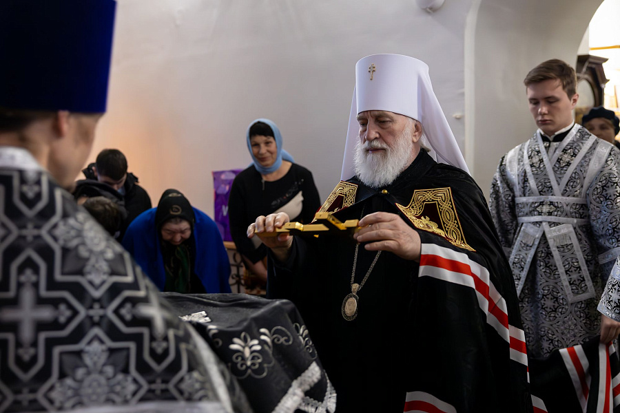 Великий покаянный канон преподобного Андрея Критского во вторник первой седмицы Великого поста