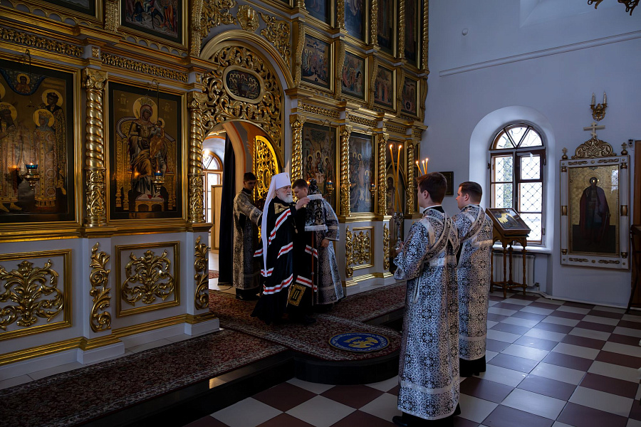 Великий покаянный канон преподобного Андрея Критского во вторник первой седмицы Великого поста