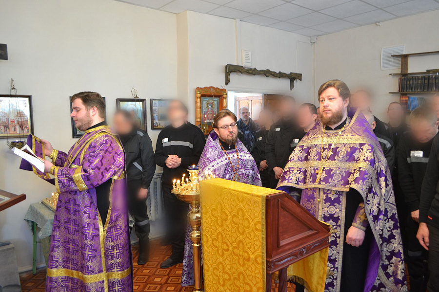 Студенты Коломенской духовной семинарии посетили исправительную колонию № 6  г. Коломна