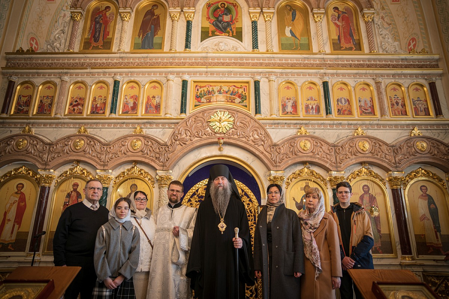 Архиерейское богослужение в Богоявленском храме в Химках