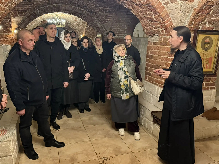 Руководство, сотрудники и ветераны ГУФСИН в Николо-Берлюковском монастыре