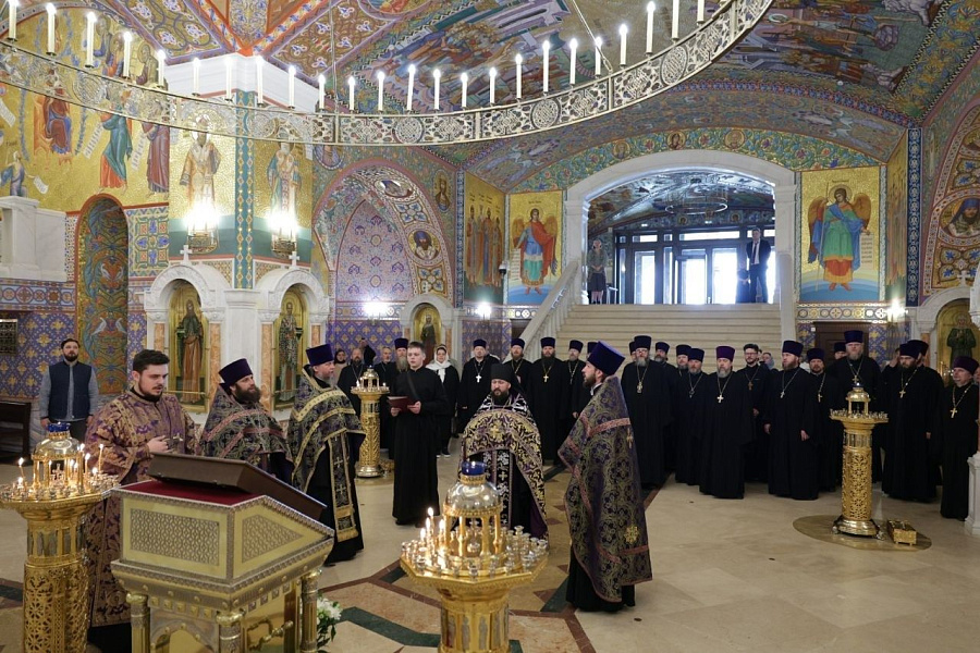Собрание Межъепархиального отдела по вопросам семьи, защиты материнства и детства Московской митрополии
