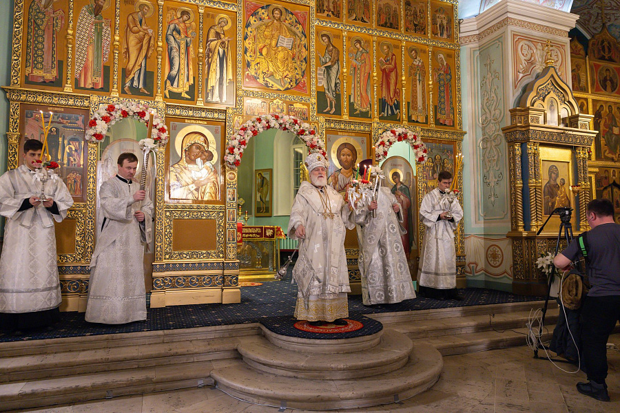 Пасха Христова в Тихвинском храме города Коломны