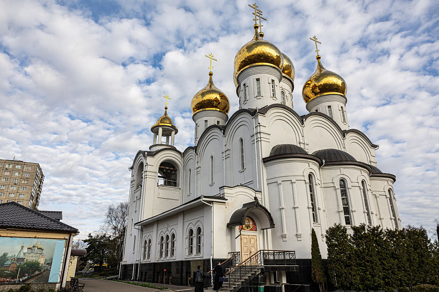 Архиерейское богослужение в Спасо-Преображенском храме города Жуковский