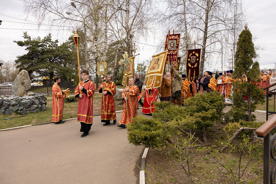 Архиерейское богослужение в Спасо-Преображенском храме города Жуковский