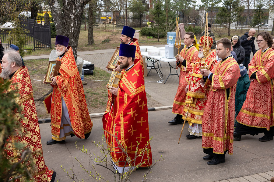 Архиерейское богослужение в Спасо-Преображенском храме города Жуковский