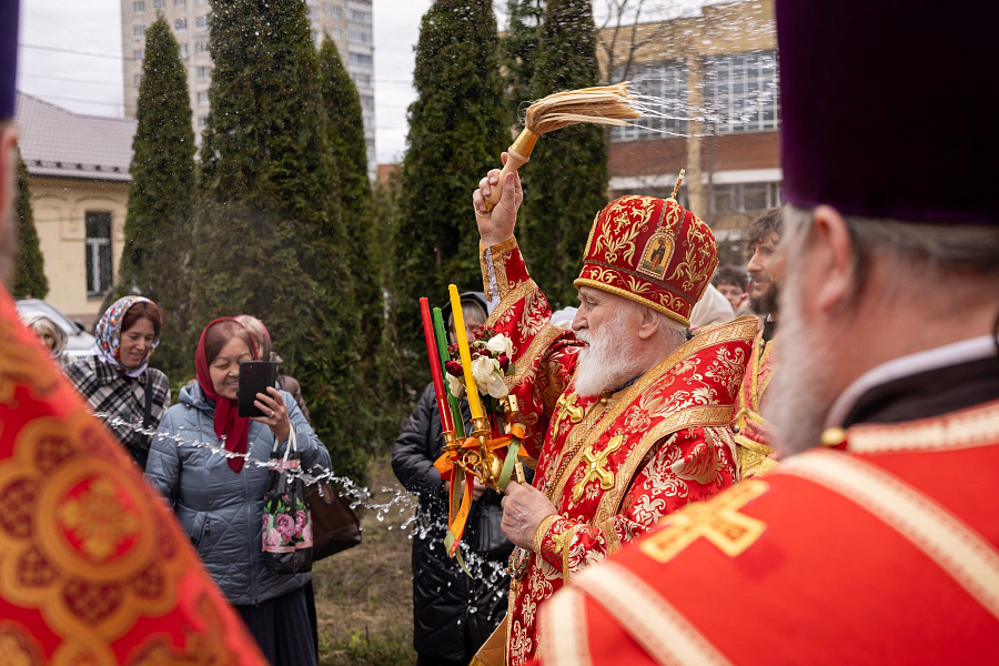 Архиерейское богослужение в Спасо-Преображенском храме города Жуковский