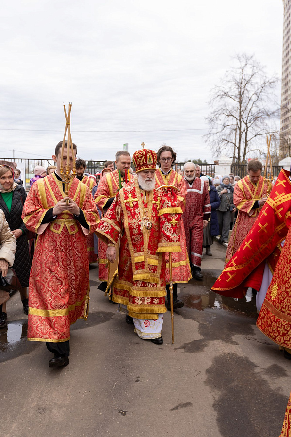Архиерейское богослужение в Спасо-Преображенском храме города Жуковский