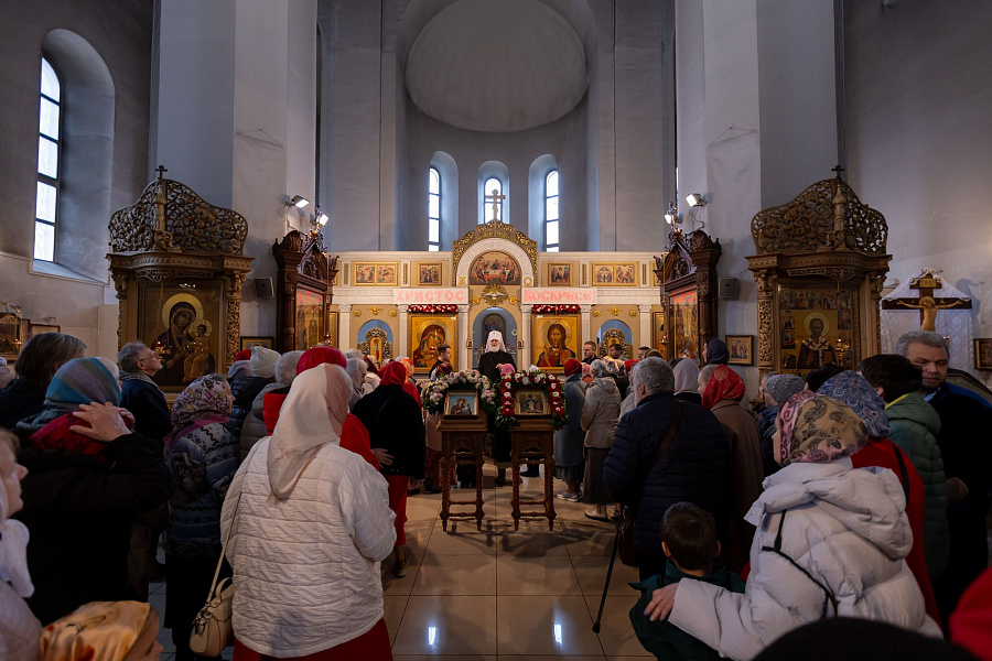 Архиерейское богослужение в Спасо-Преображенском храме города Жуковский