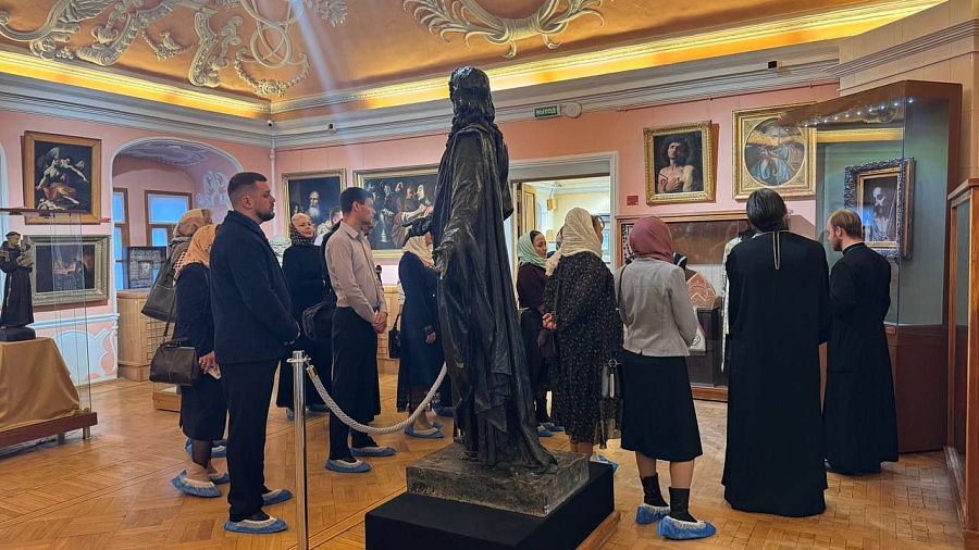 Паломничество директоров Орехово-Зуевских школ в Свято-Троицкую Сергиеву Лавру