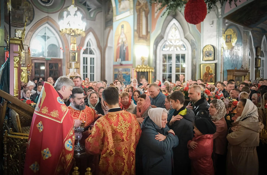 Пасха в Ивантеевском благочинии