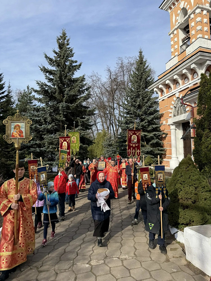 Пасха в Ивантеевском благочинии