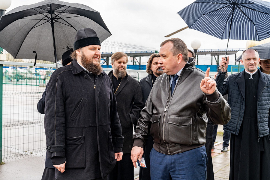 Освящение памятного камня и креста на месте строительства храма преподобного Сергия Радонежского в посёлке Томилино г.о. Люберцы