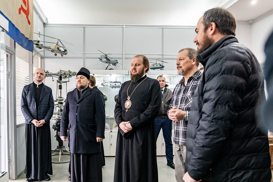 Освящение памятного камня и креста на месте строительства храма преподобного Сергия Радонежского в посёлке Томилино г.о. Люберцы