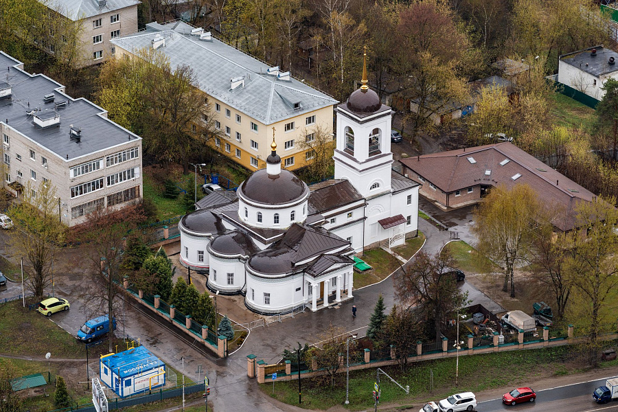 Освящение памятного камня и креста на месте строительства храма преподобного Сергия Радонежского в посёлке Томилино г.о. Люберцы