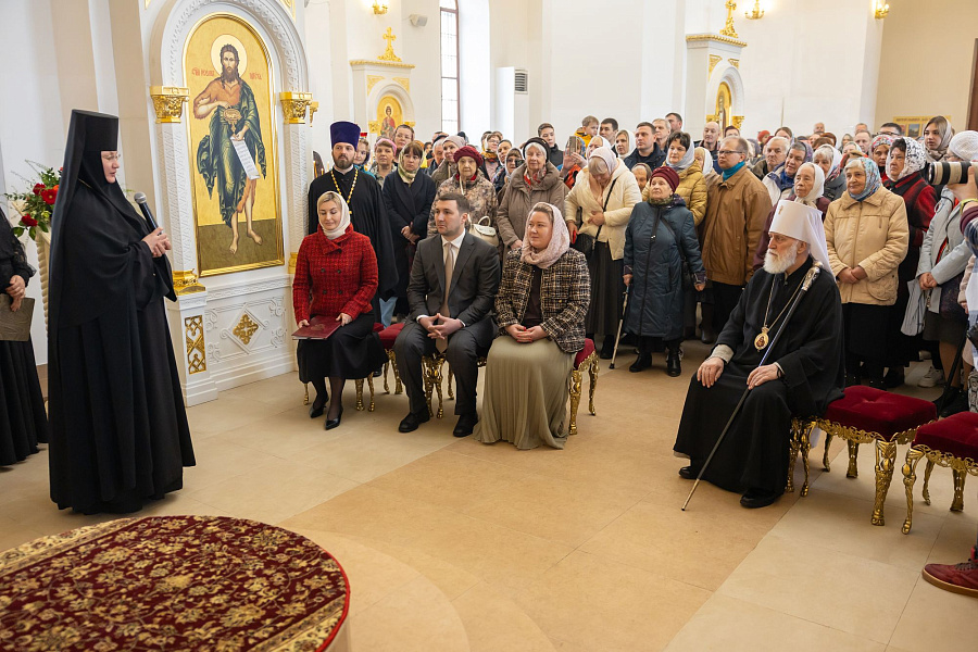 Архиерейское посещение Никитского женского монастыря города Каширы