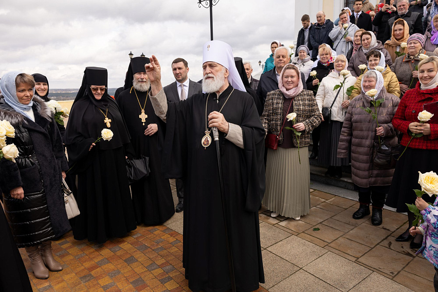 Архиерейское посещение Никитского женского монастыря города Каширы