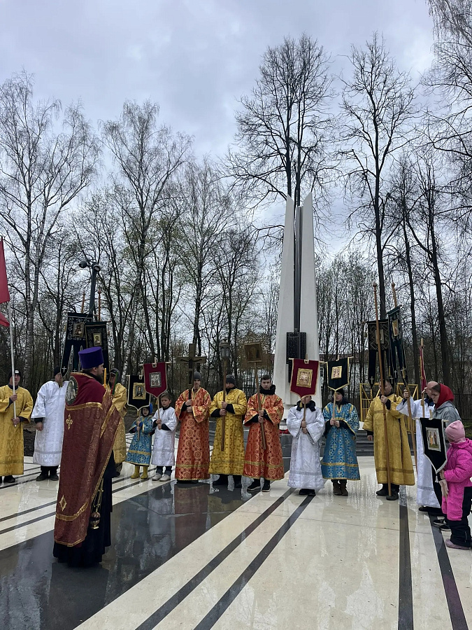 Общегородской Пасхальный крестный ход в Клину