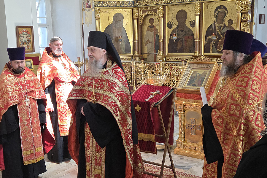«Православная гостиная» в Успенском соборе Сергиева Посада для семей участников СВО