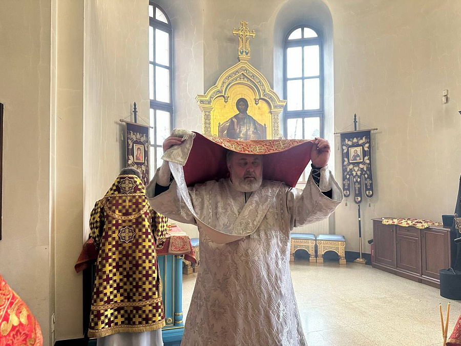 В день памяти преподобного Александра Свирского архиепископ Фома возглавил торжественное богослужение в Георгиевском кафедральном соборе г. Одинцово