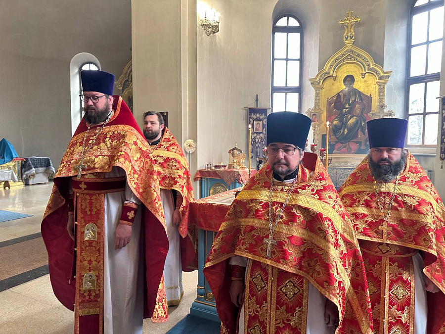 В день памяти преподобного Александра Свирского архиепископ Фома возглавил торжественное богослужение в Георгиевском кафедральном соборе г. Одинцово