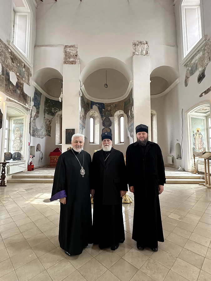 Состоялся визит в Коломенскую епархию представителя Армянской Апостольской Церкви в РПЦ
