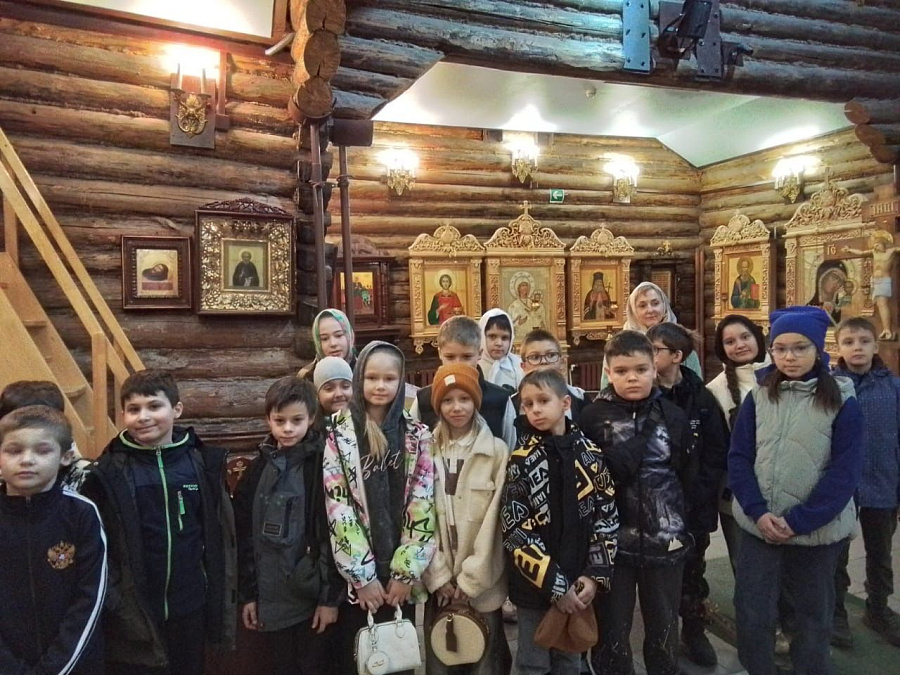 Гости в музеях Пантелеимоновского прихода г. Жуковского в апреле
