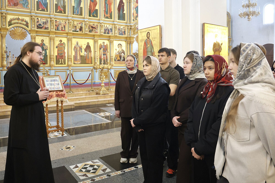 Дети в храме: учащиеся образовательных учреждений побывали на экскурсиях в храмах 1-го Воскресенского благочиннического округа