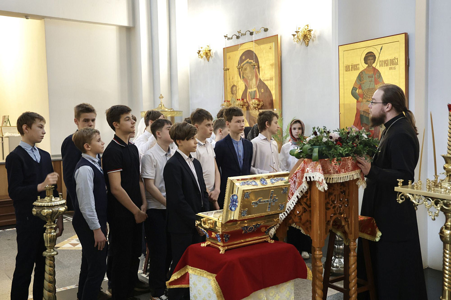 Дети в храме: учащиеся образовательных учреждений побывали на экскурсиях в храмах 1-го Воскресенского благочиннического округа