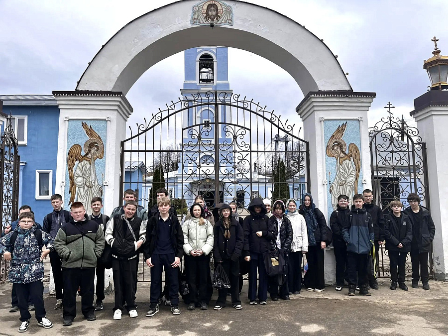Дети в храме: учащиеся образовательных учреждений побывали на экскурсиях в храмах 1-го Воскресенского благочиннического округа
