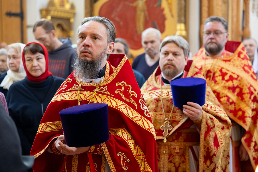 Память священноисповедника Феодосия (Ганицкого) и собора Коломенских новомучеников в Коломне