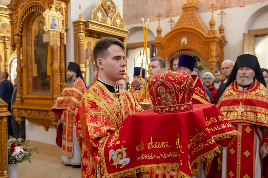 Память священноисповедника Феодосия (Ганицкого) и собора Коломенских новомучеников в Коломне