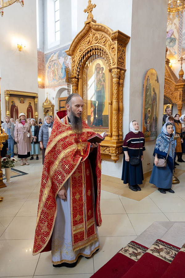 Память священноисповедника Феодосия (Ганицкого) и собора Коломенских новомучеников в Коломне