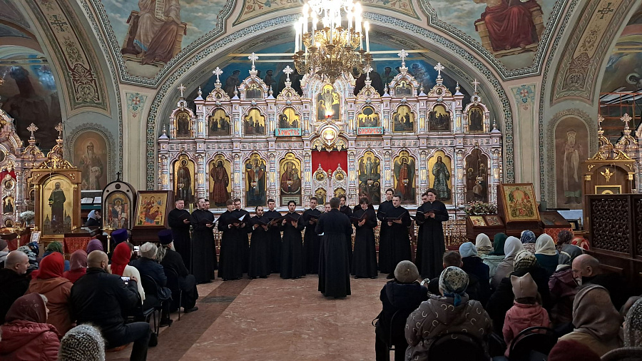 Концерт хора Сретенской духовной академии в Преображенском храме микрорайона Саввино